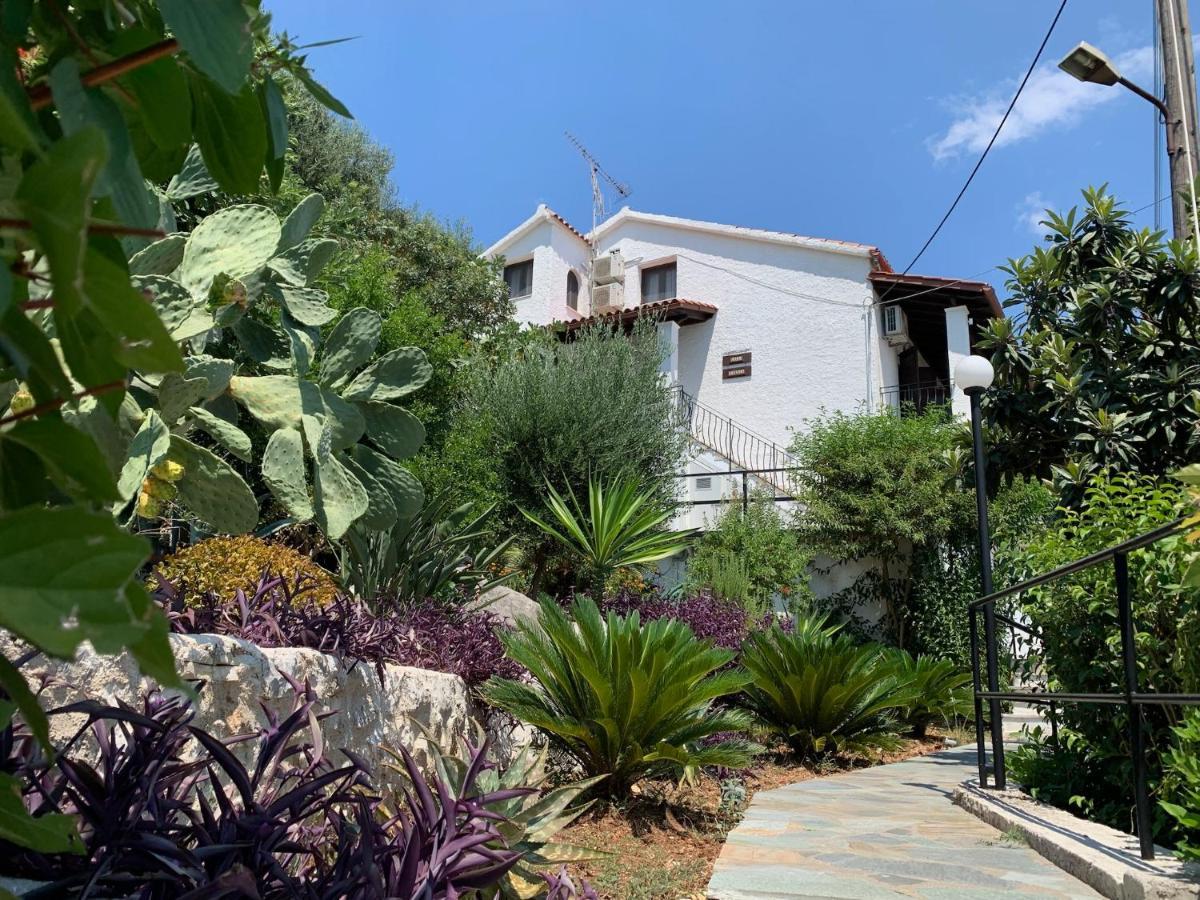 Villa Perris Studios Kassiopi Extérieur photo